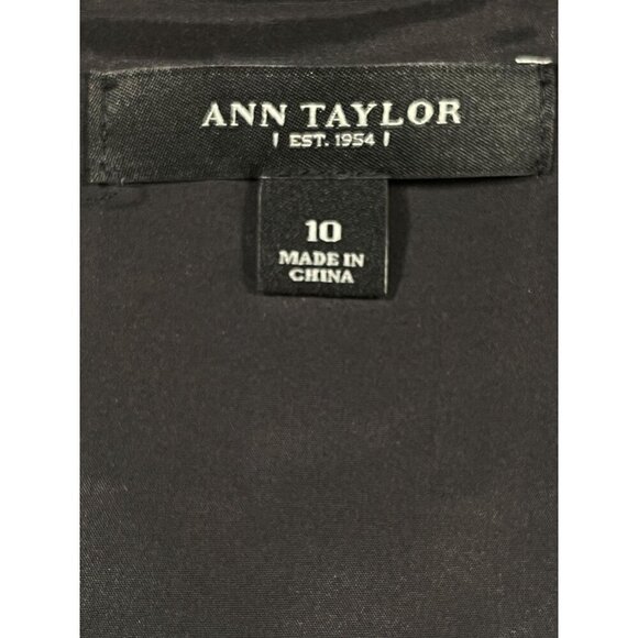 Ann Taylor Chic with a Modern Twist – Leopard Print Skirt (Size 10) - Picture 4 of 6